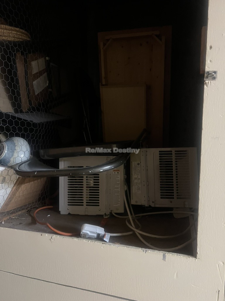 Photos of apartment on Harvard St.,Cambridge MA 02139