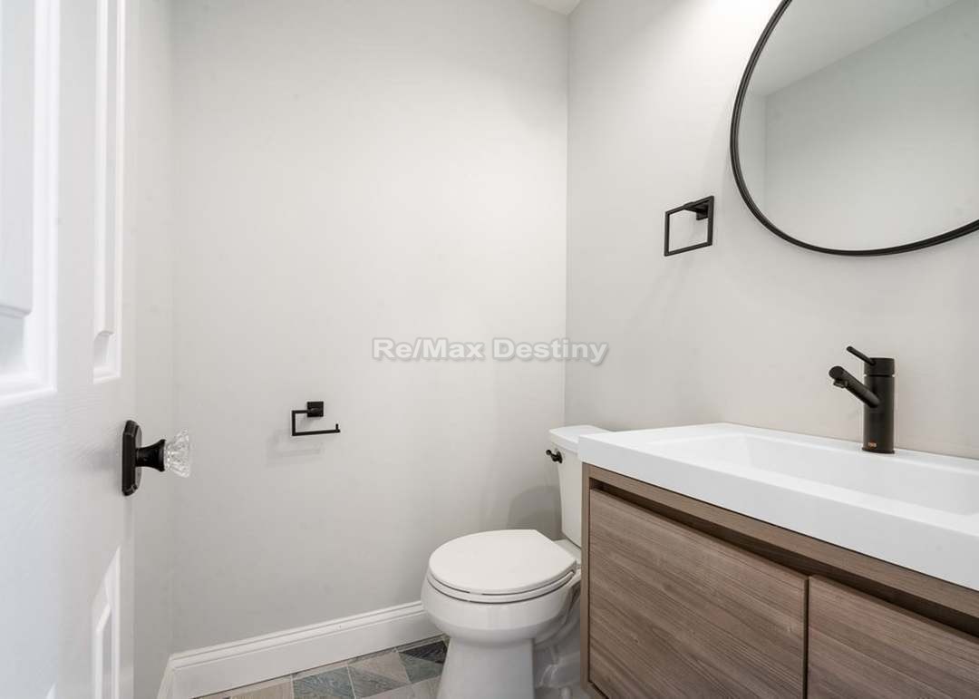 Photos of apartment on Monadnock St.,Boston MA 02125