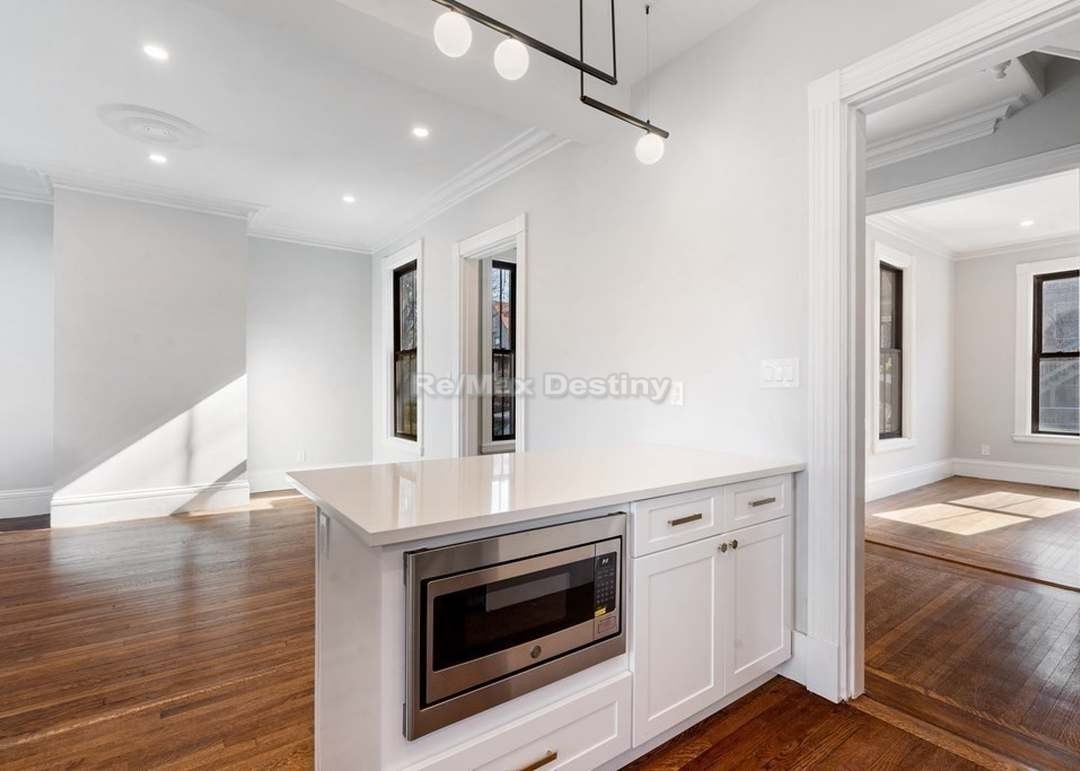 Photos of apartment on Monadnock St.,Boston MA 02125
