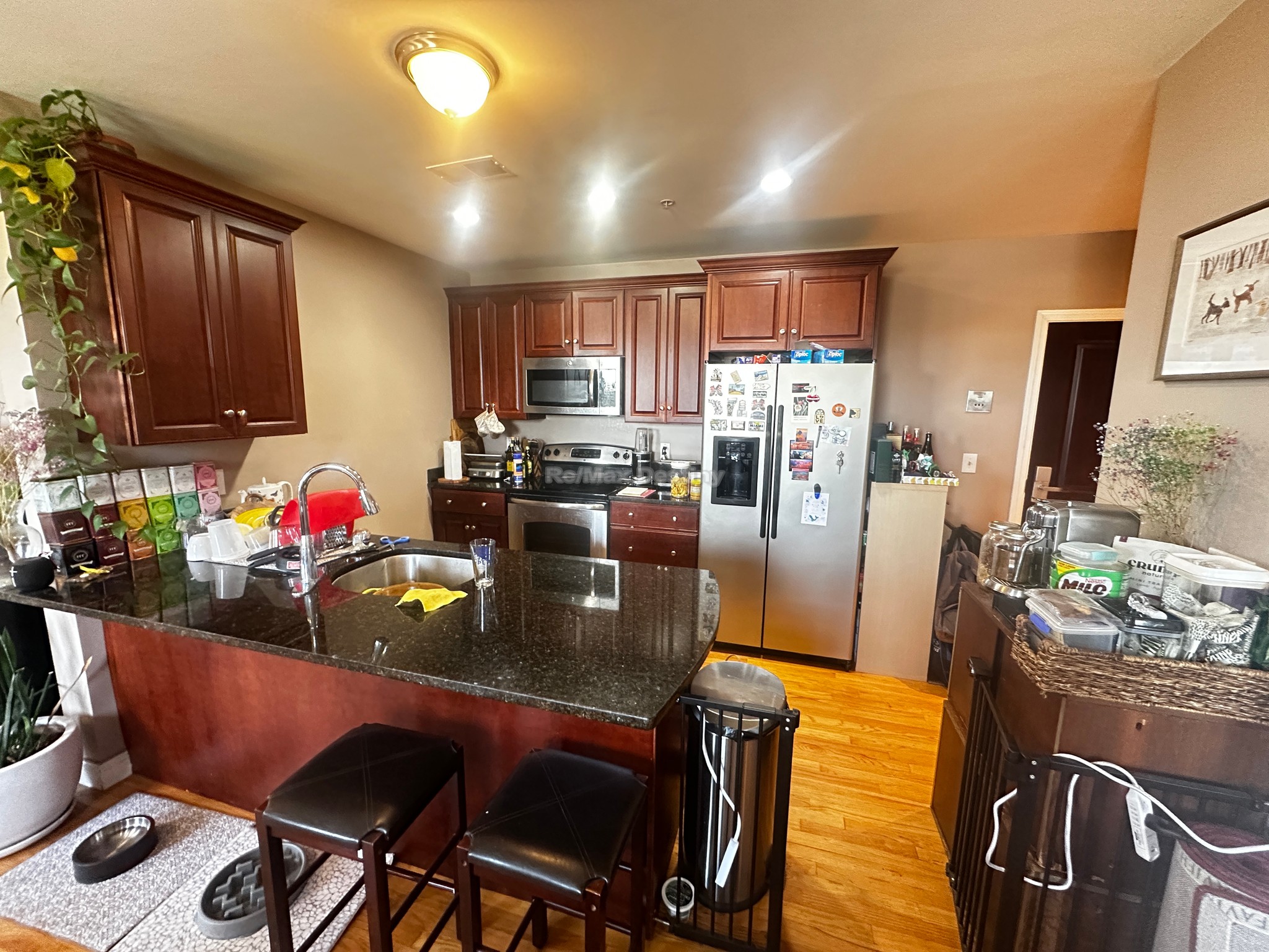 Photos of apartment on Fellsway W,Somerville MA 02155