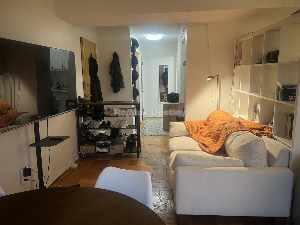 Photos of apartment on Harvard St.,Cambridge MA 02139