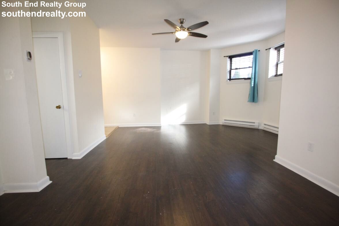 Studio bed, 1 bath apartment for rent at 420 Mass Ave Unit 3, South End — photo 1 of 17