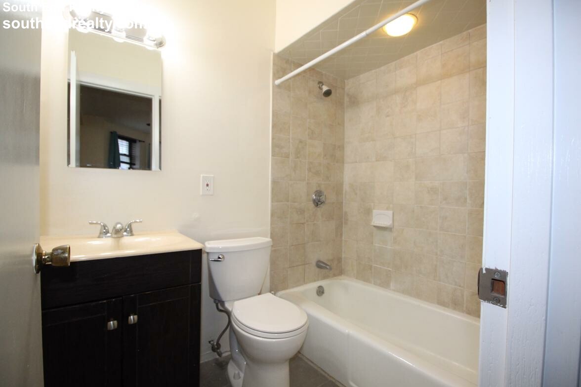 Studio bed, 1 bath apartment for rent at 420 Mass Ave Unit 3, South End — photo 8 of 17