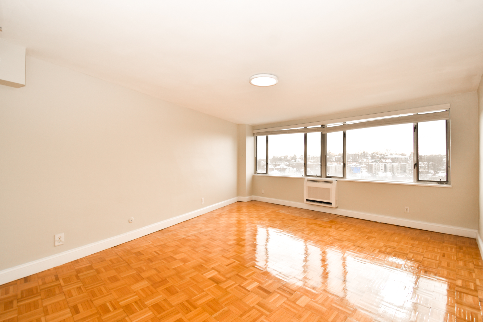 1530 Beacon St, Washington Square