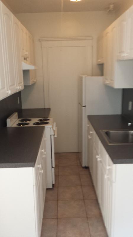 Studio bed, 1 bath apartment for rent at 121 Park Dr Unit 25, Fenway — photo 4 of 10