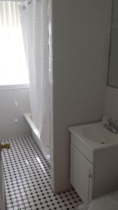 Studio bed, 1 bath apartment for rent at 121 Park Dr Unit 25, Fenway — photo 5 of 10