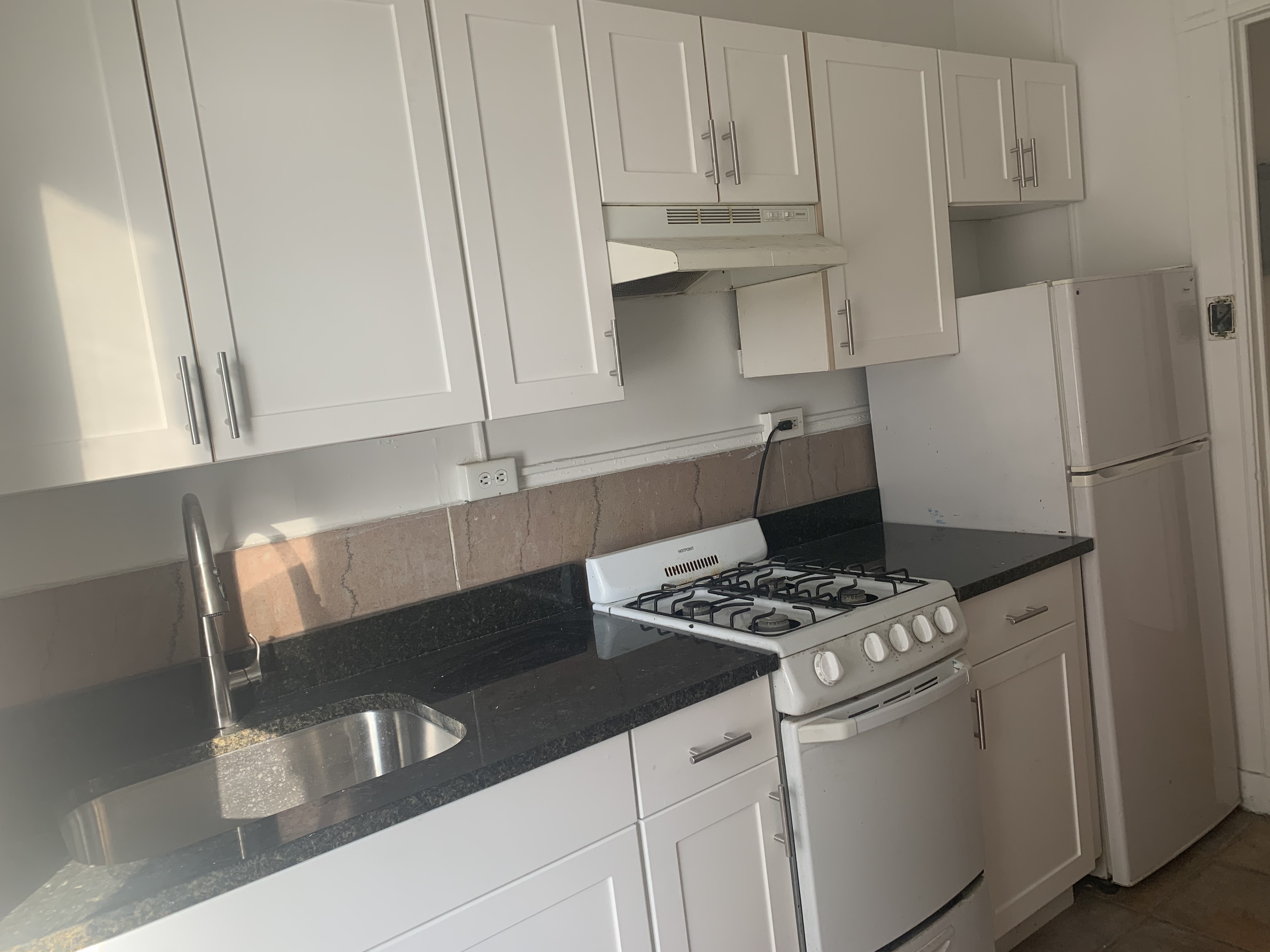 3 bed, 1 bath apartment for rent at 91 Westland Ave Unit 220A, Fenway