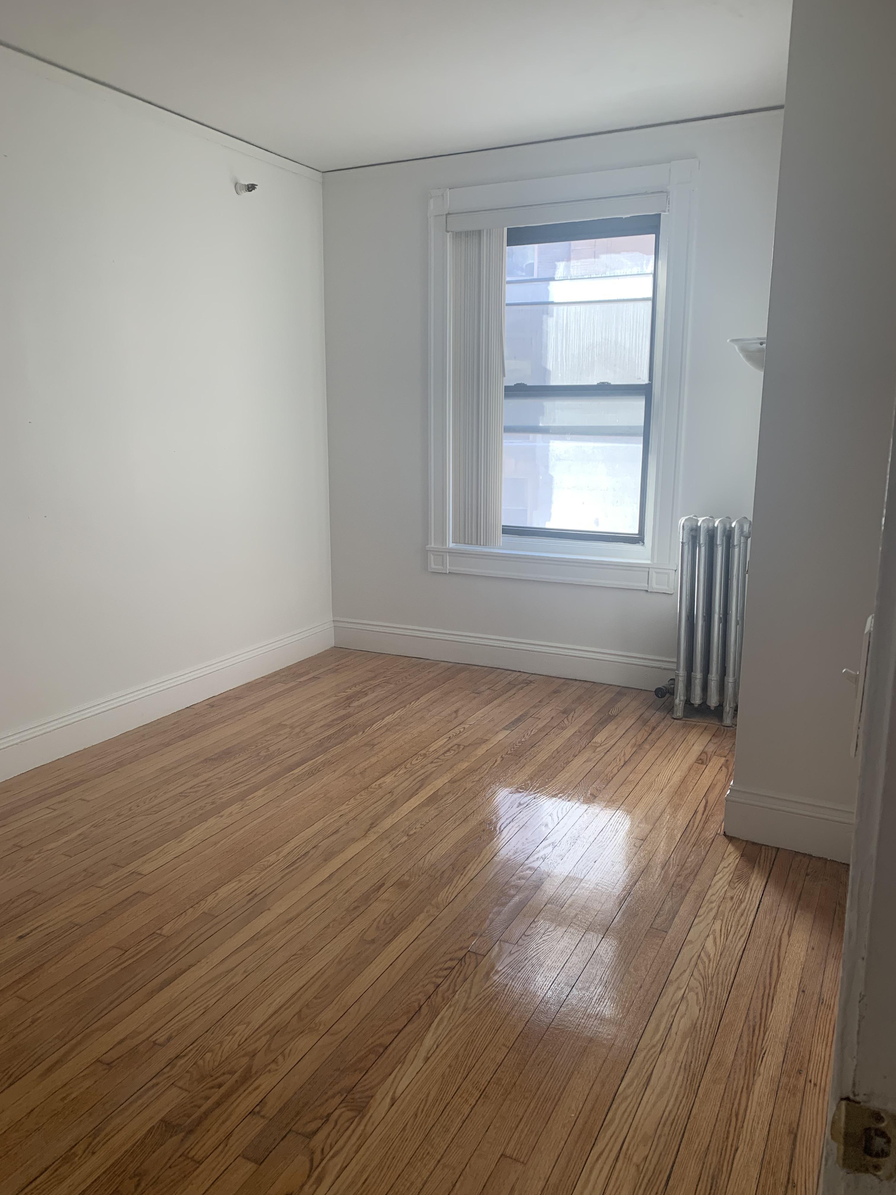 3 bed, 1 bath apartment for rent at 91 Westland Ave Unit 220A, Fenway — photo 3 of 15