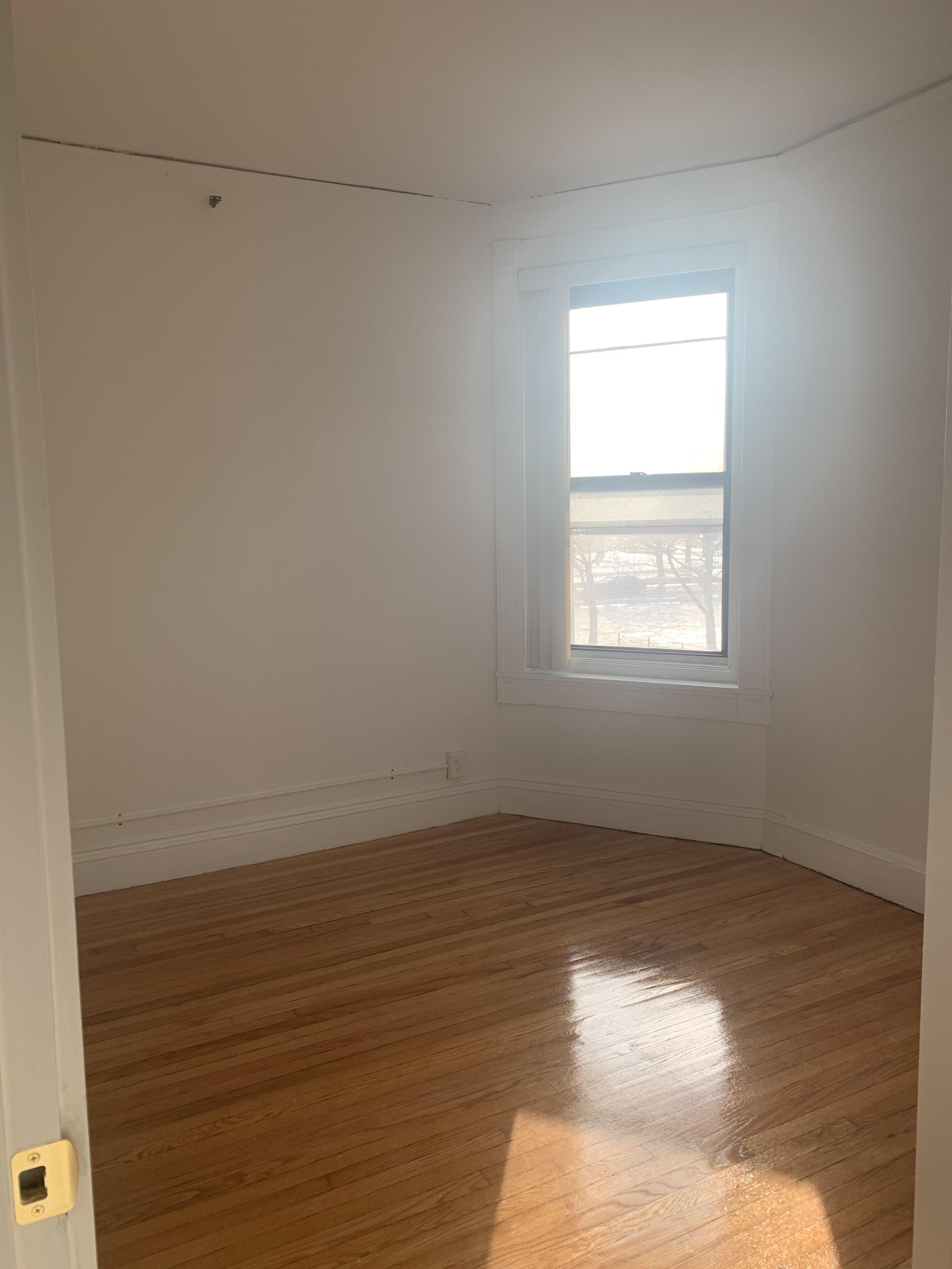 3 bed, 1 bath apartment for rent at 91 Westland Ave Unit 220A, Fenway — photo 5 of 15
