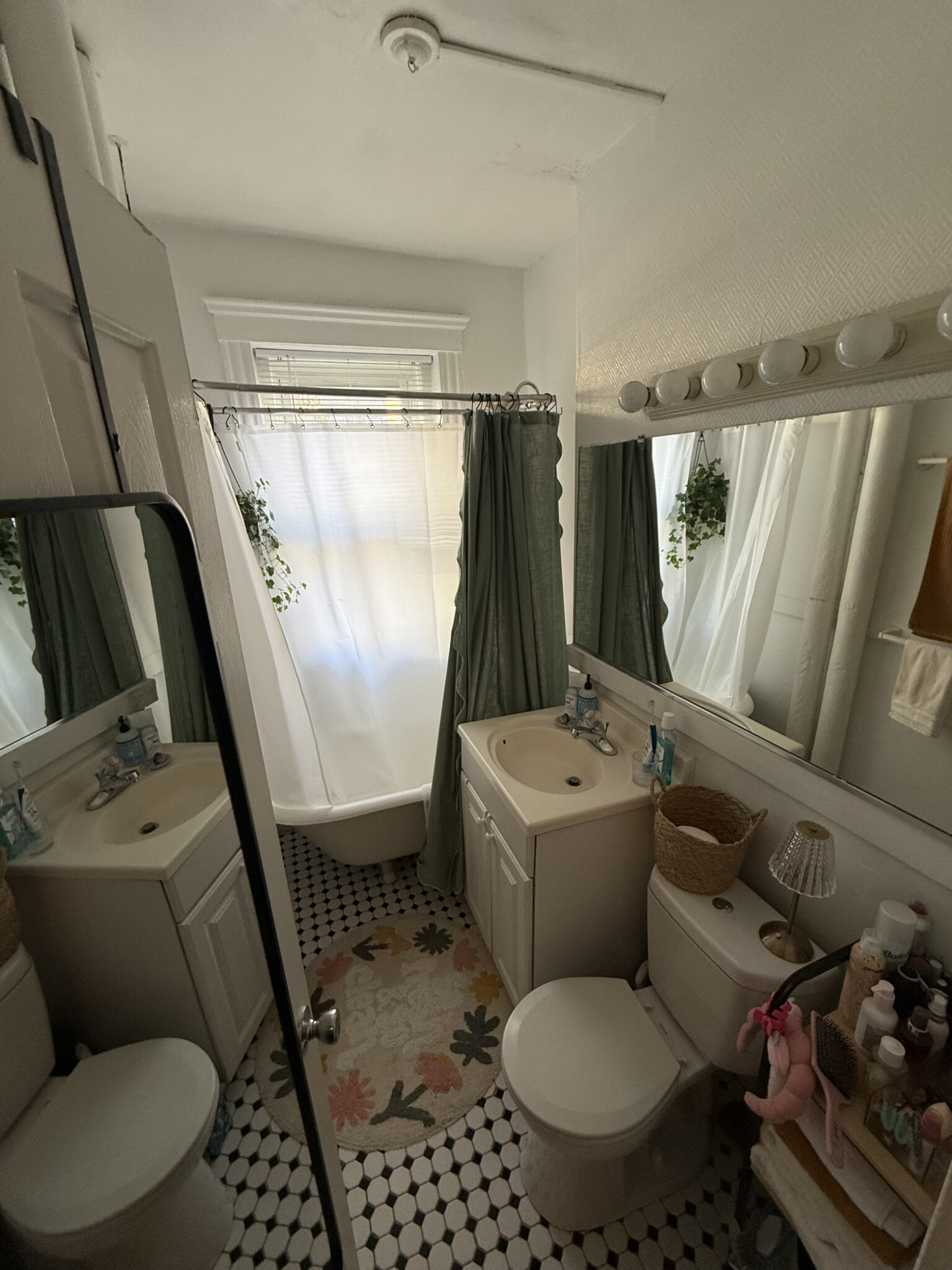 Rental image