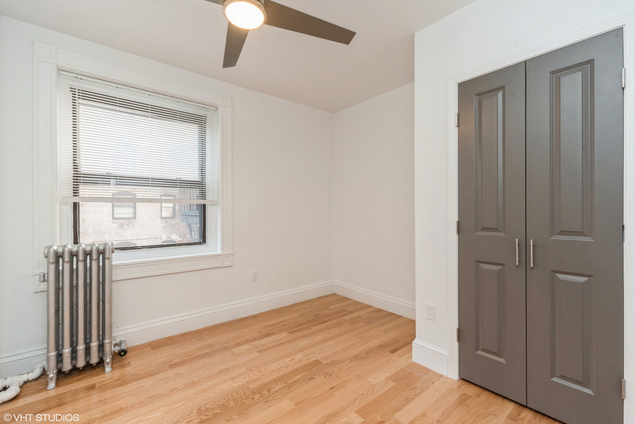 Rental image