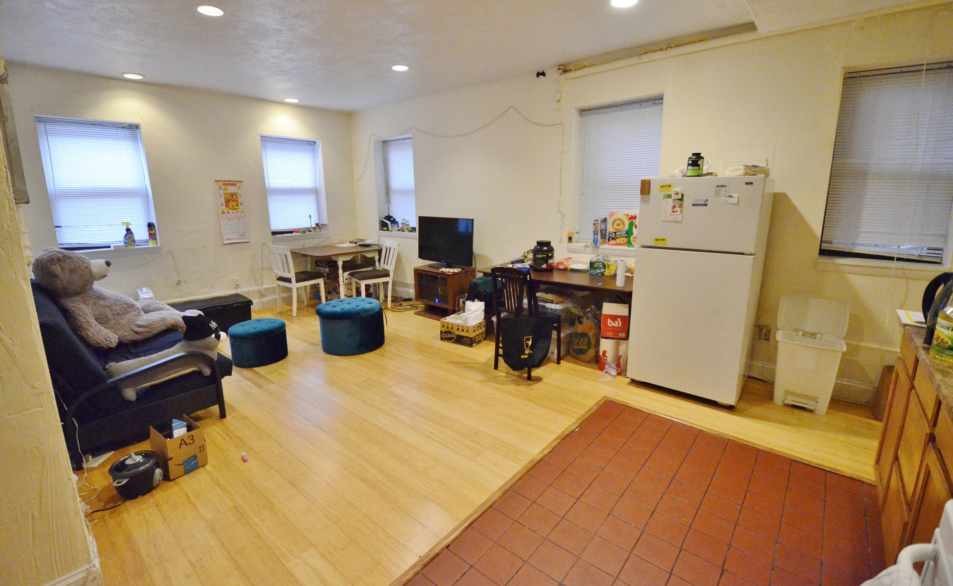 Rental image