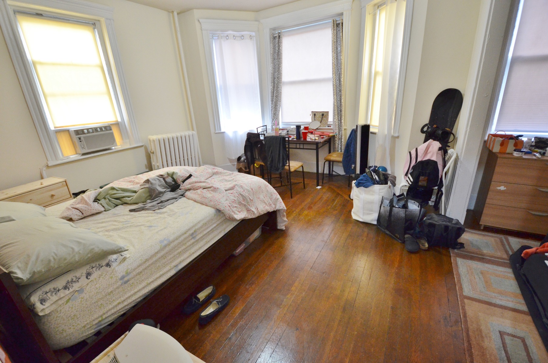 Rental image