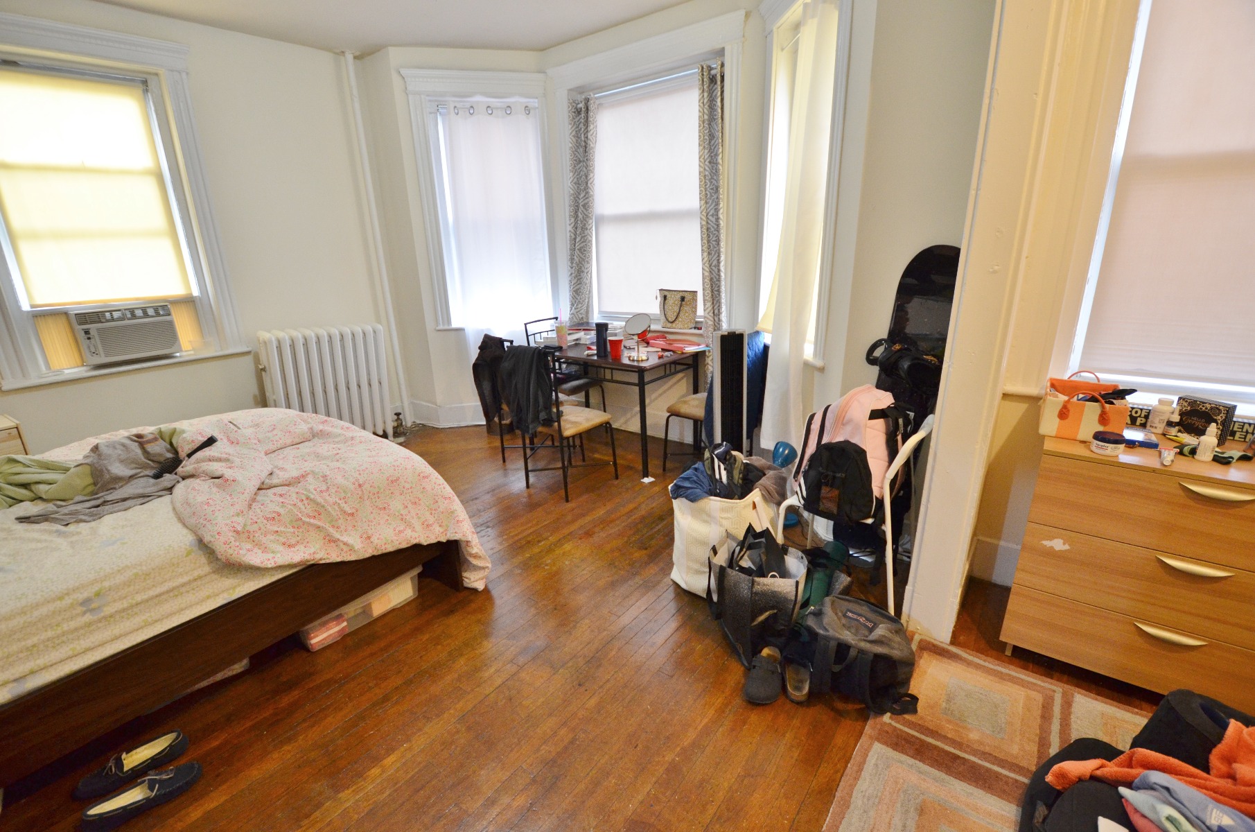 Rental image