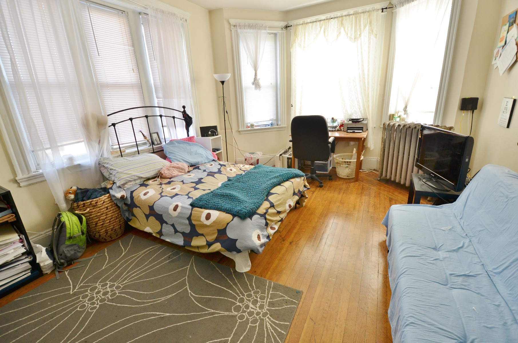 Rental image