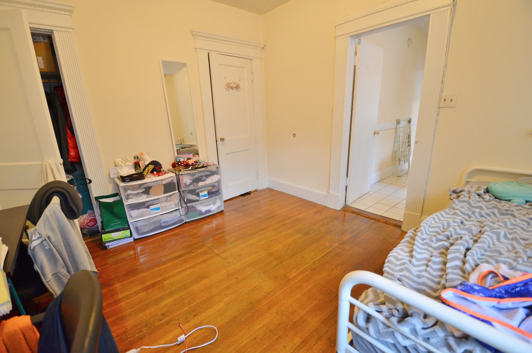 Rental image