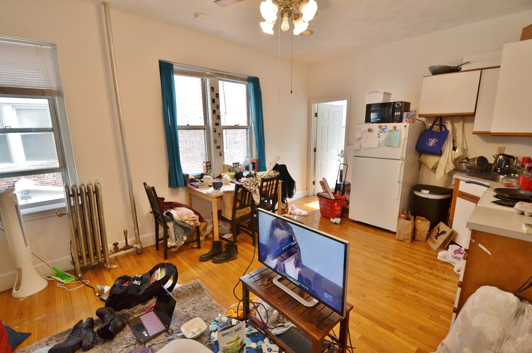 Rental image