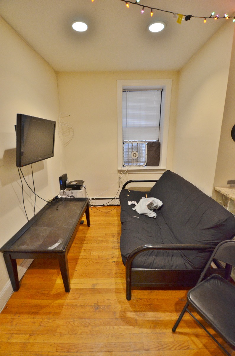 Rental image