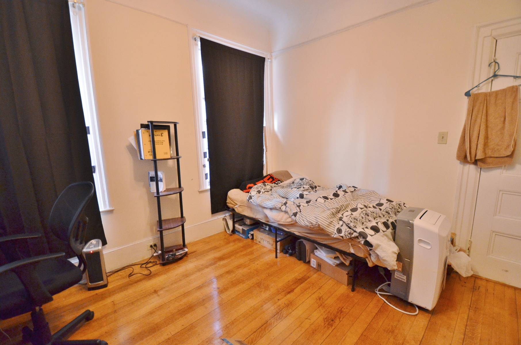 Rental image