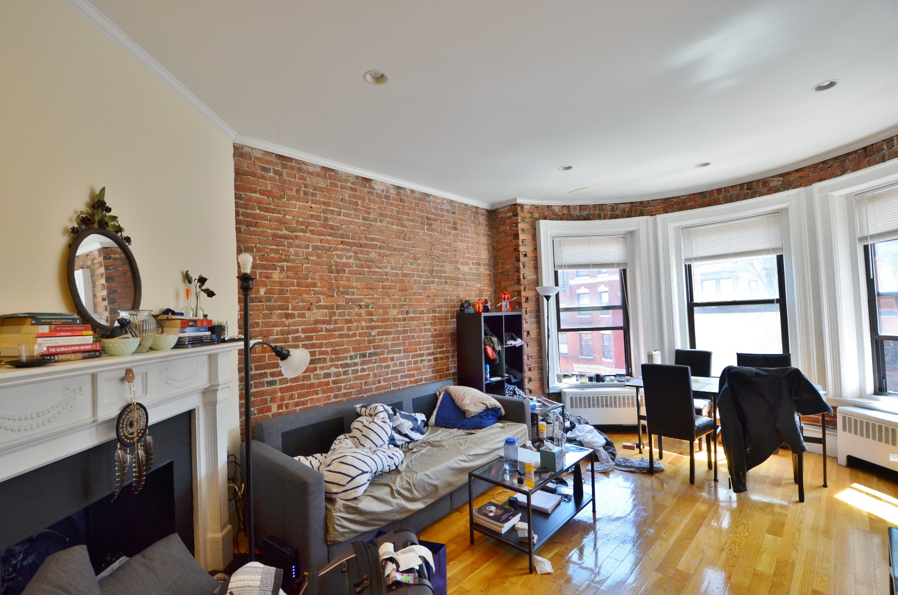 Rental image