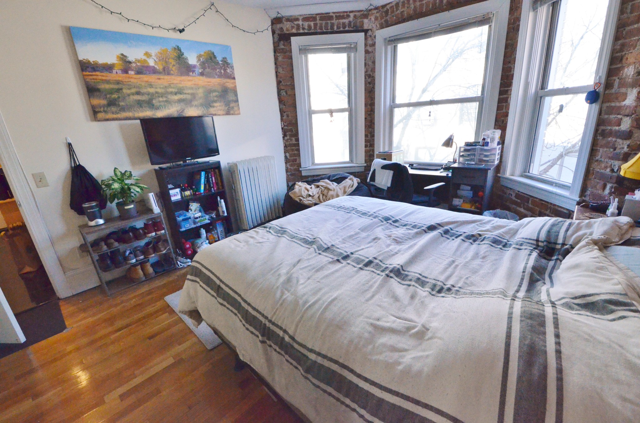 Rental image