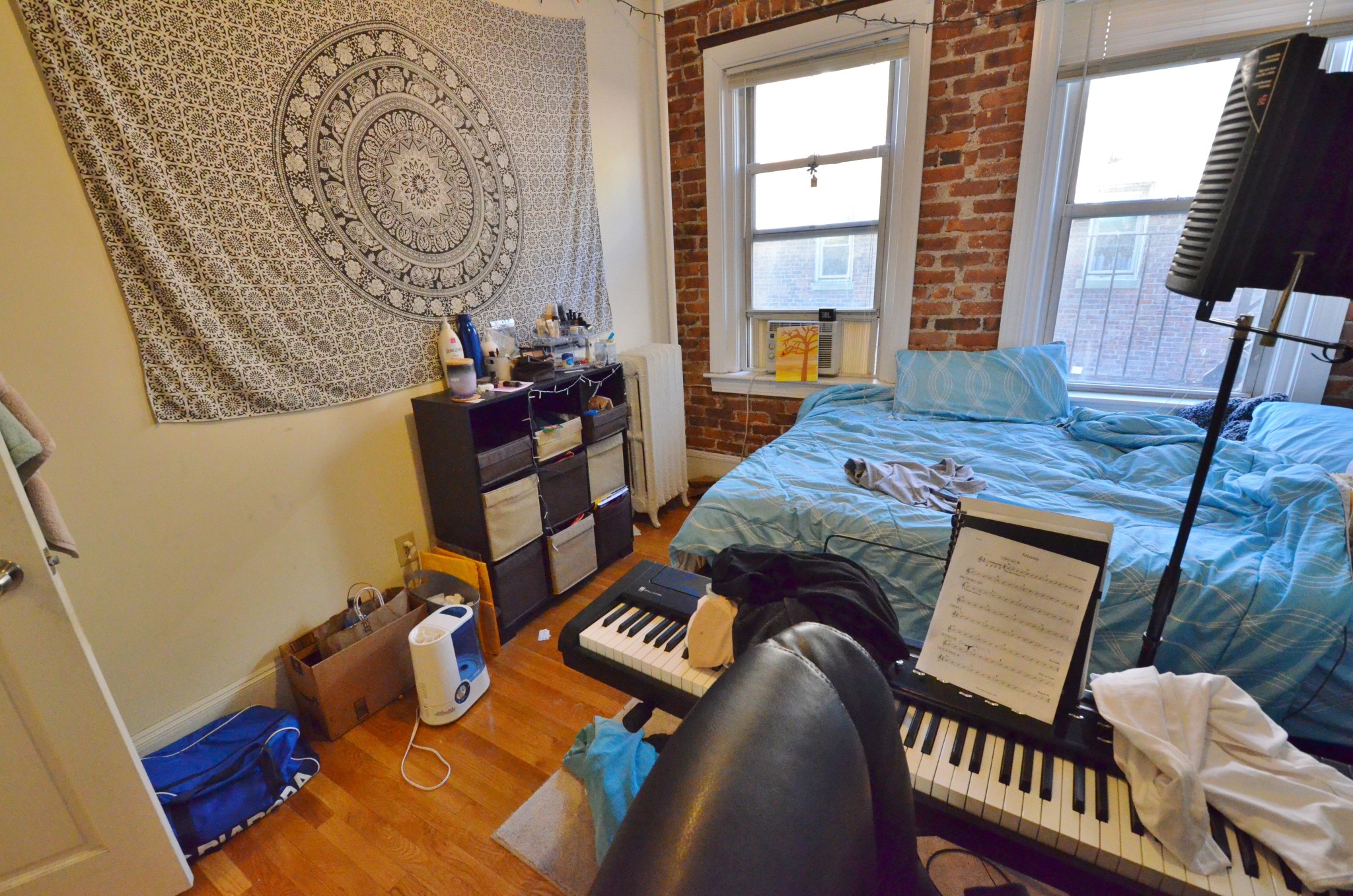 Rental image