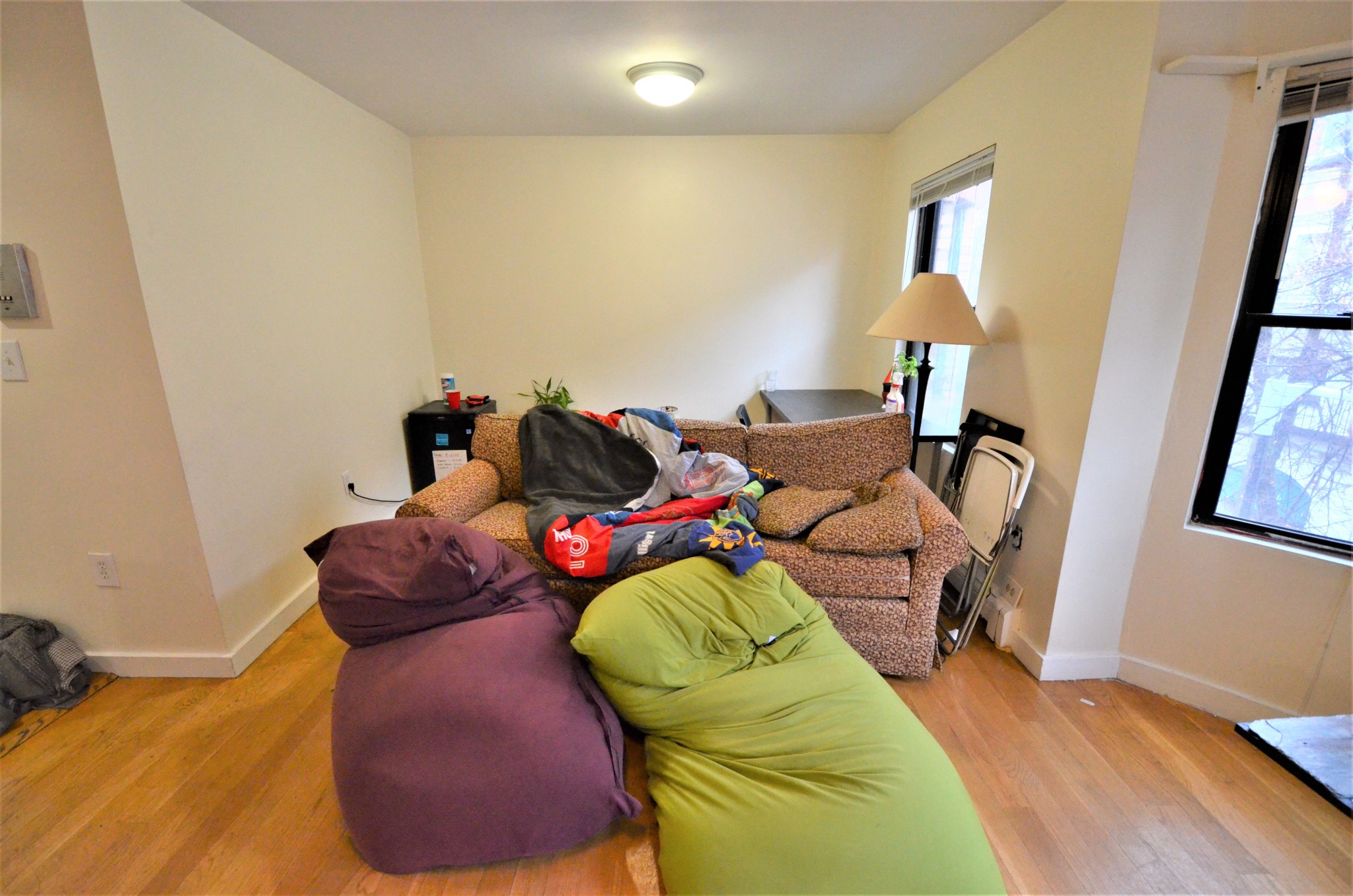 Rental image