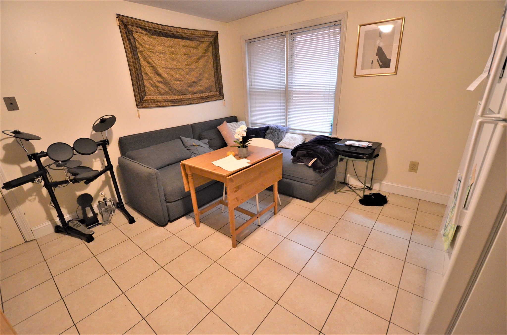 Rental image