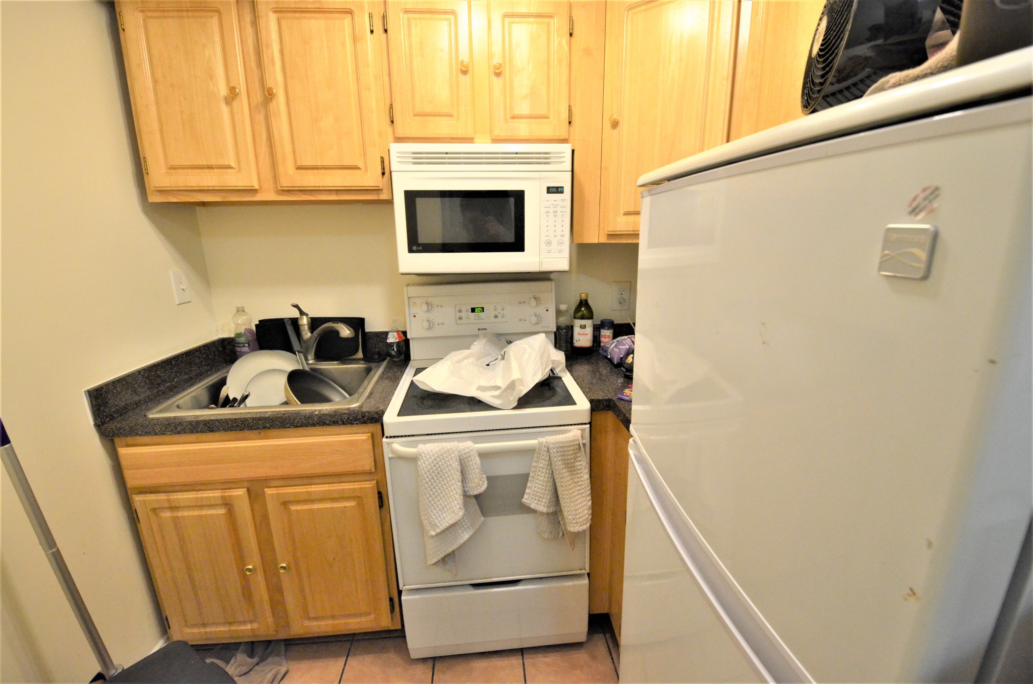 Listing featured image