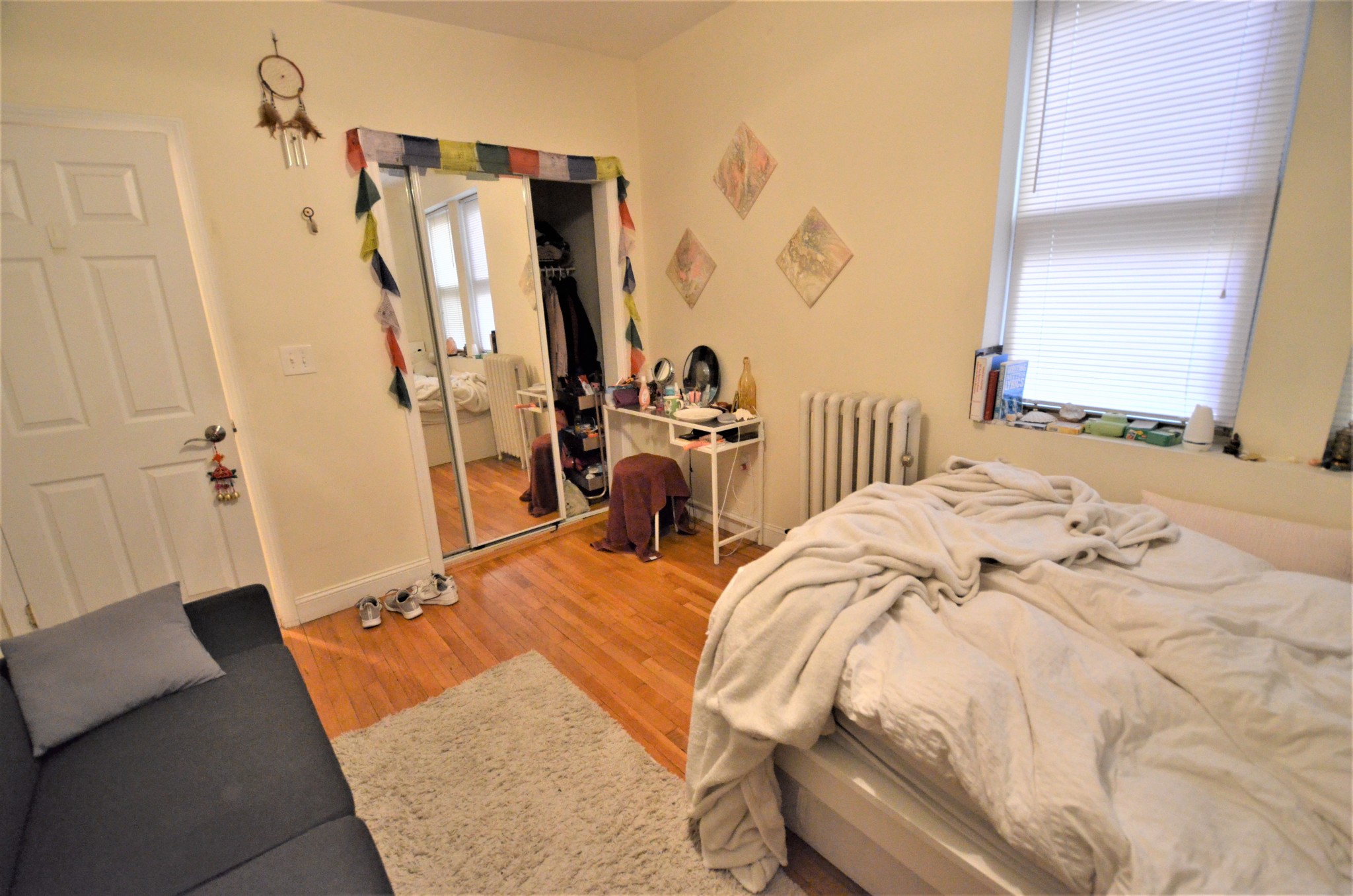 Rental image