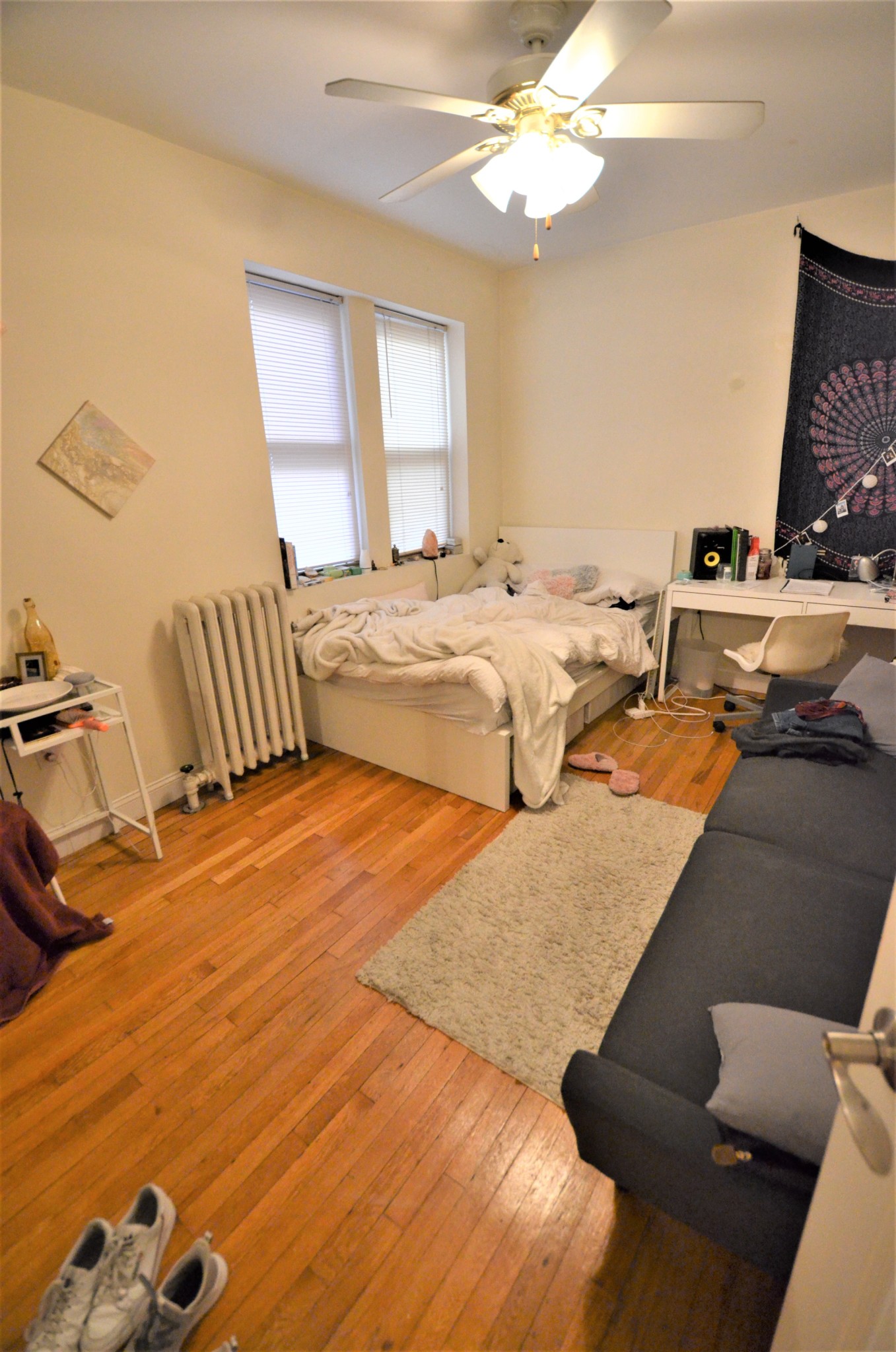 Rental image