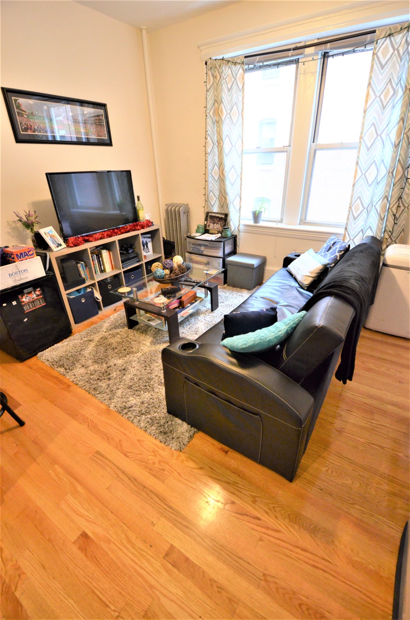 Rental image