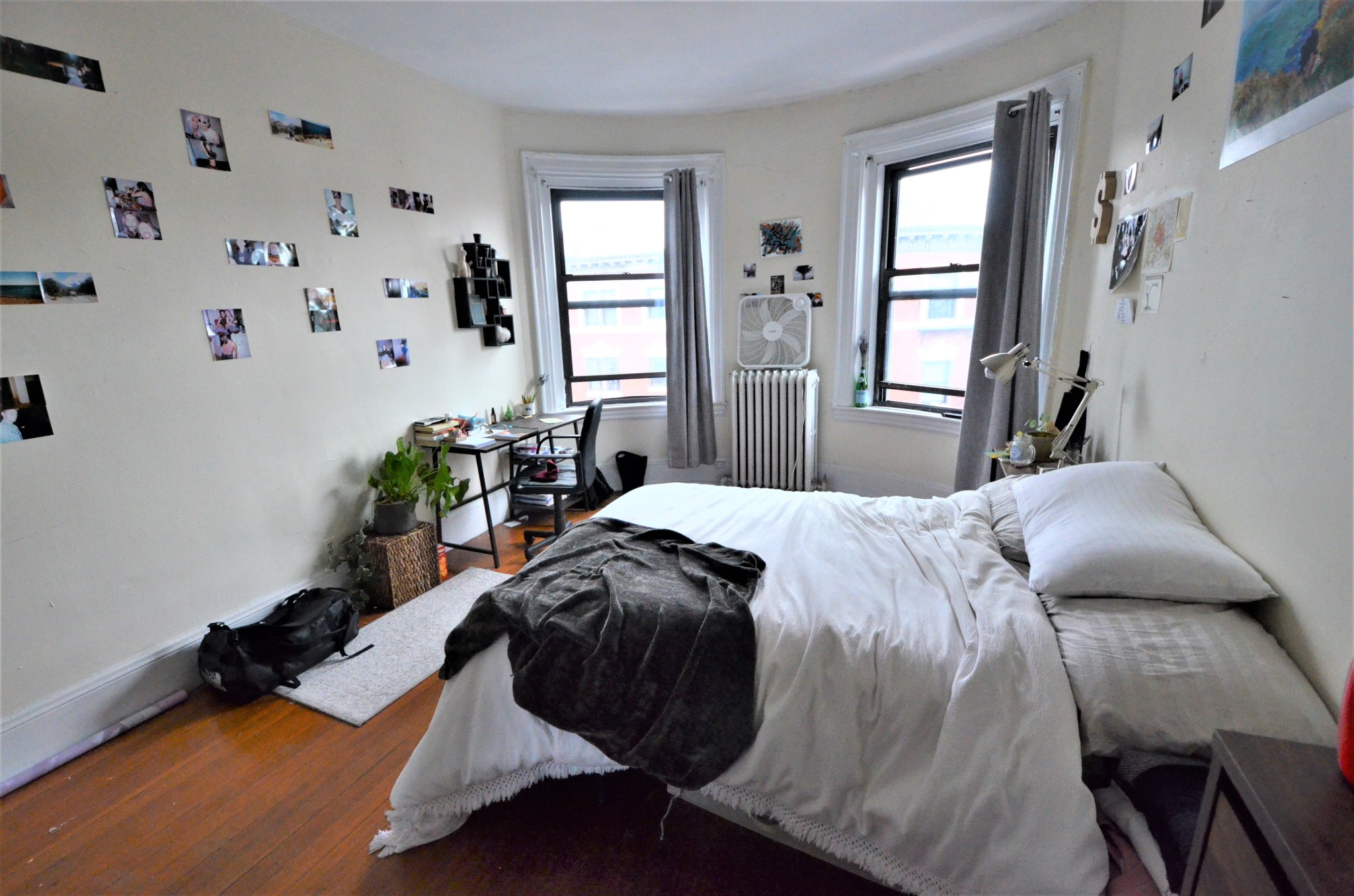 Rental image