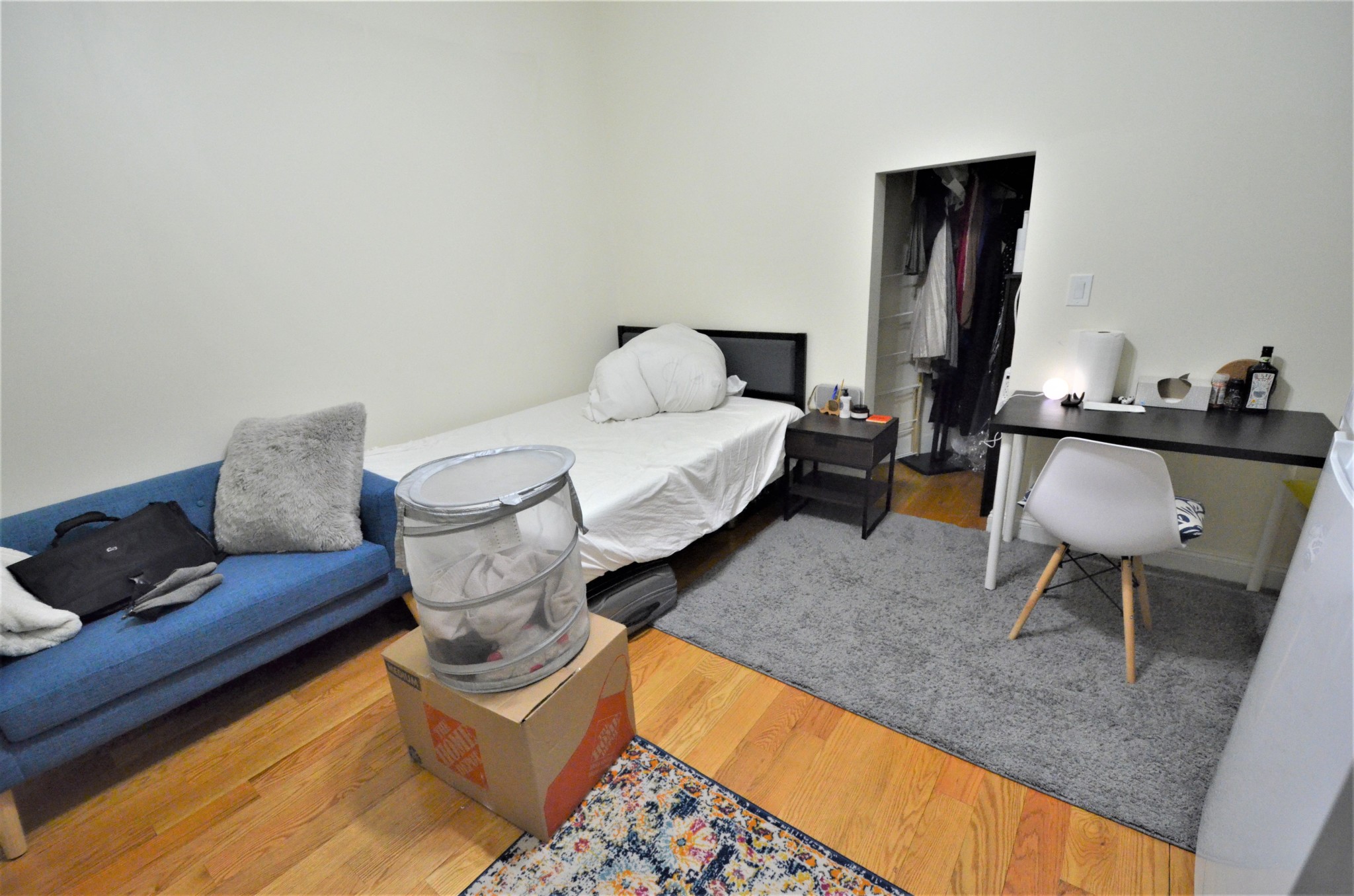 Rental image