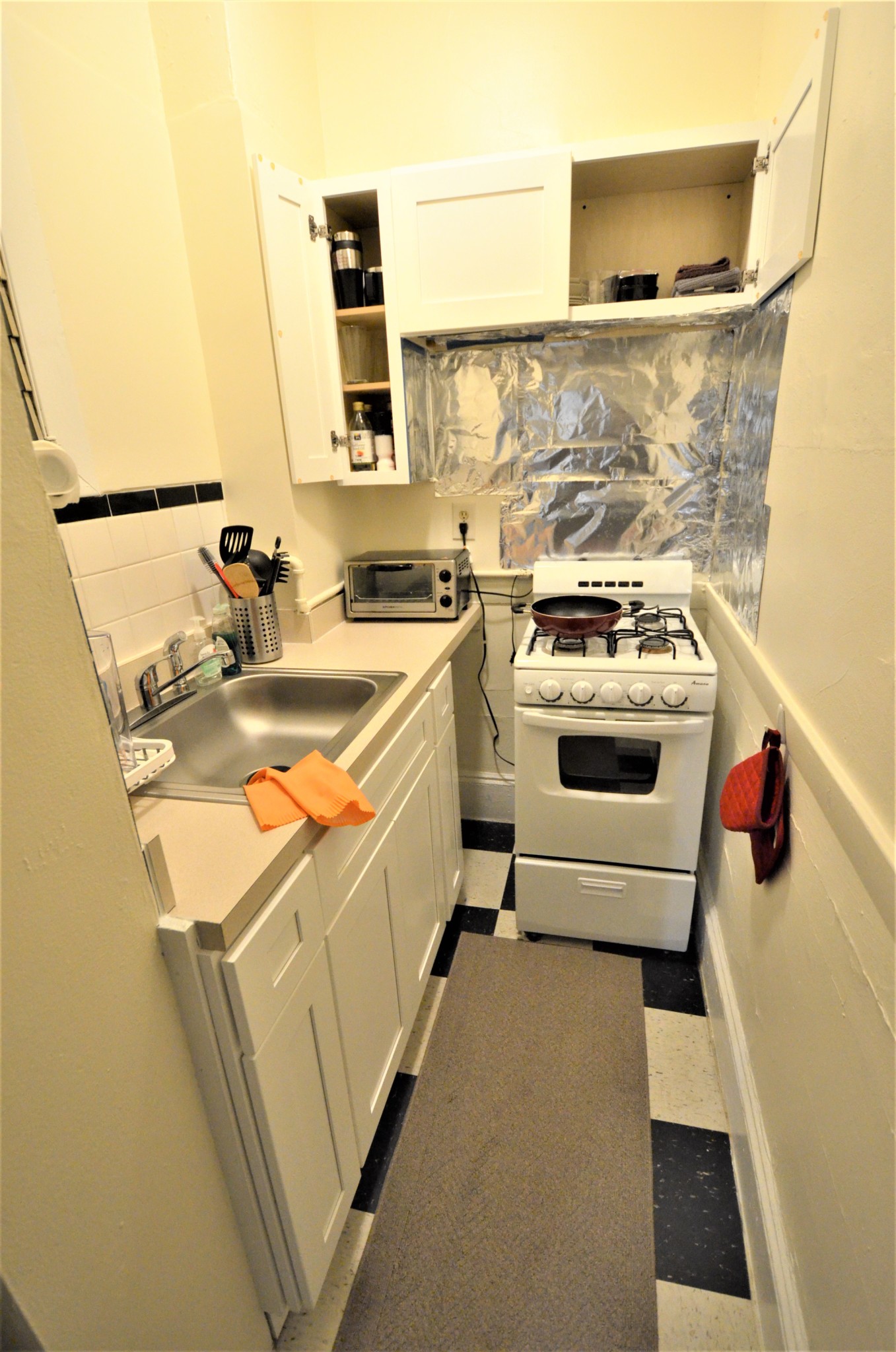 Listing featured image