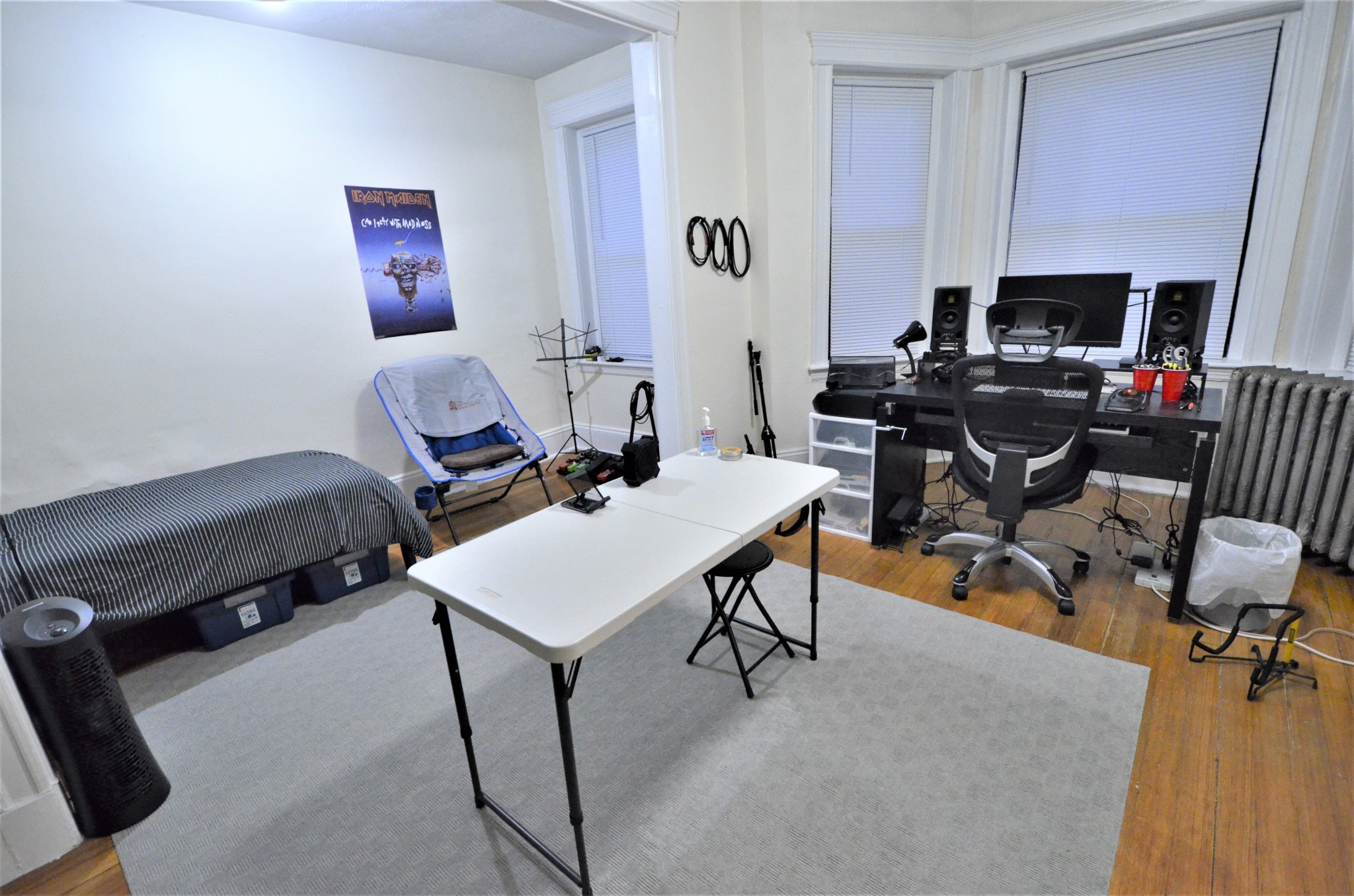Rental image