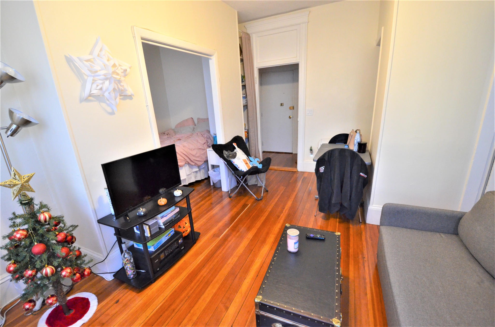 Rental image
