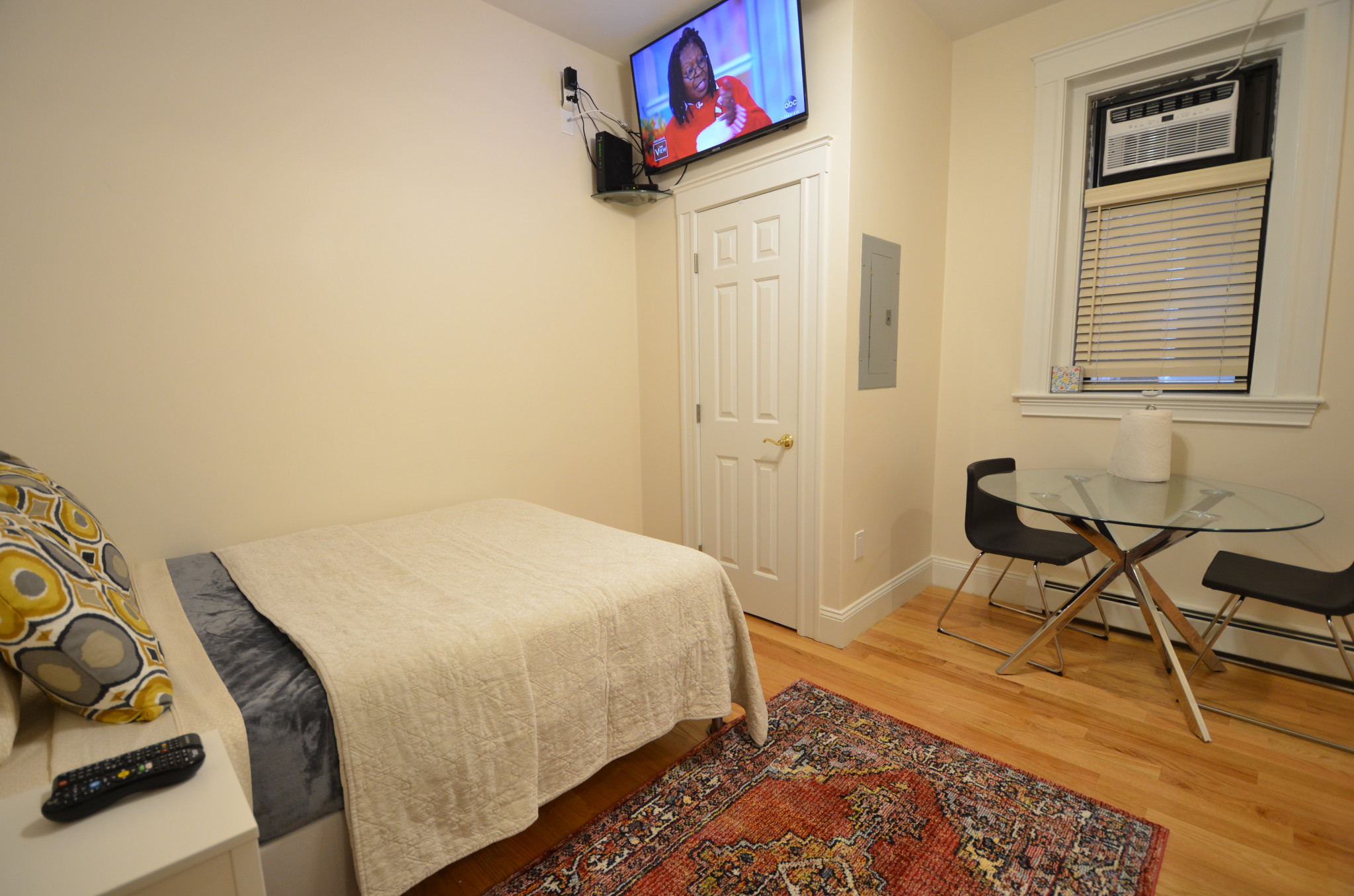 Rental image