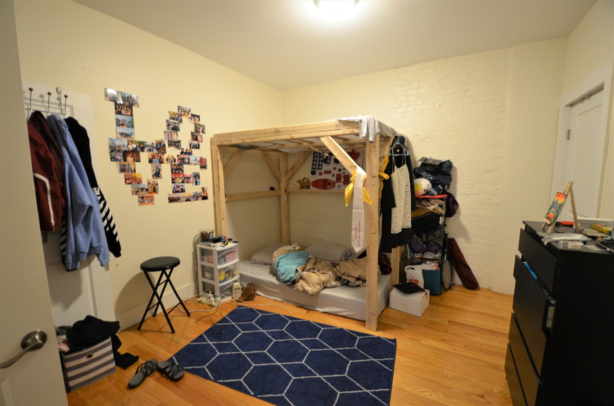 Rental image