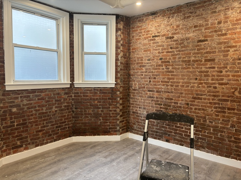 Rental image