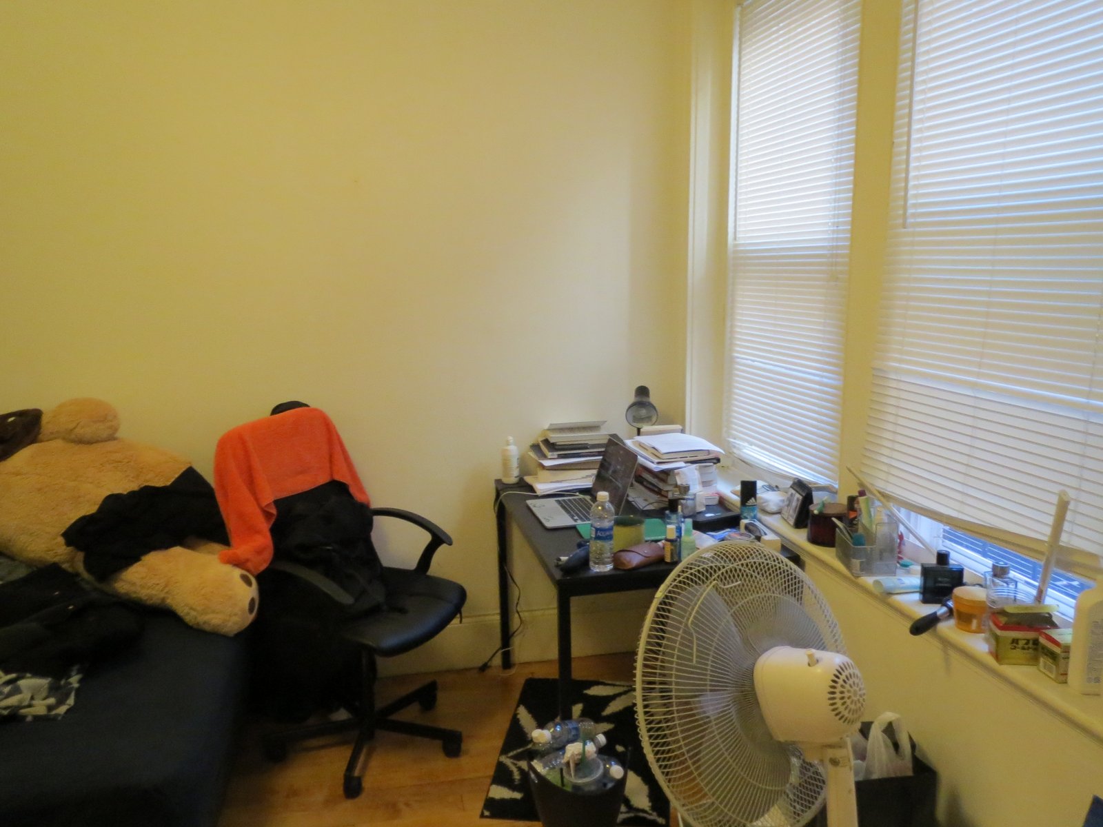 Rental image