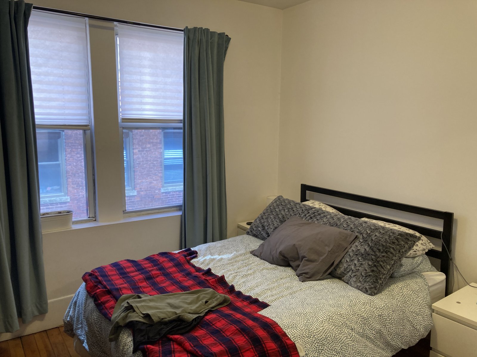 Rental image