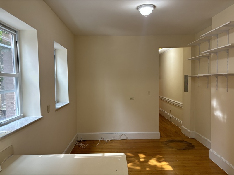 Rental image