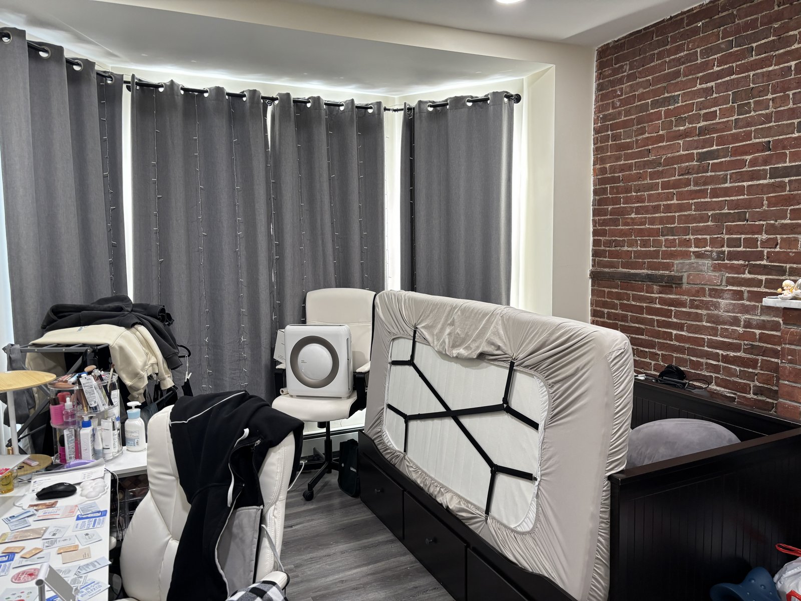 Rental image