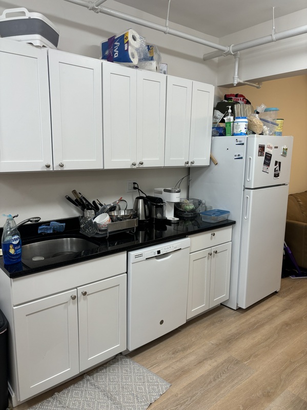 Listing featured image