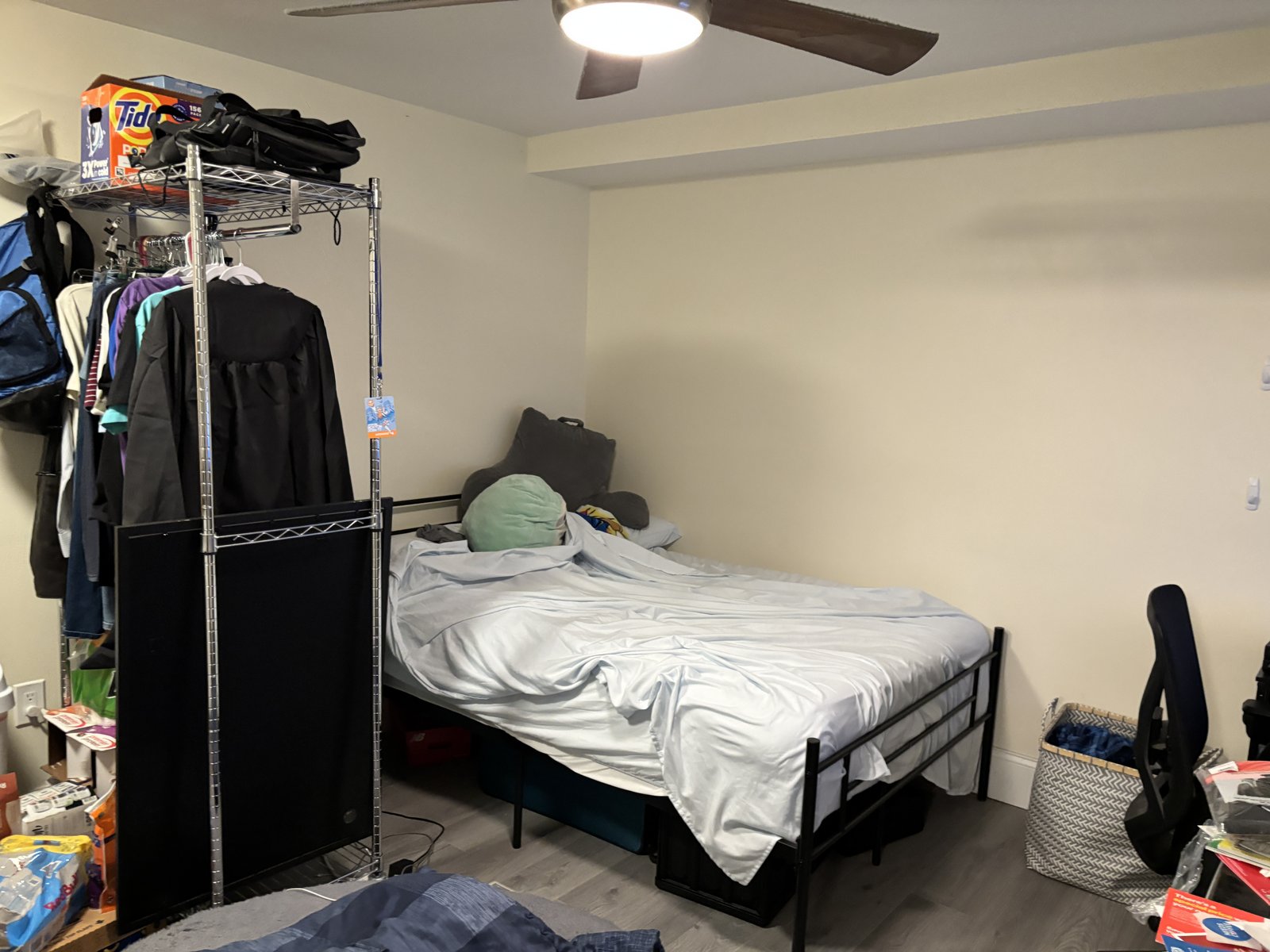 Rental image