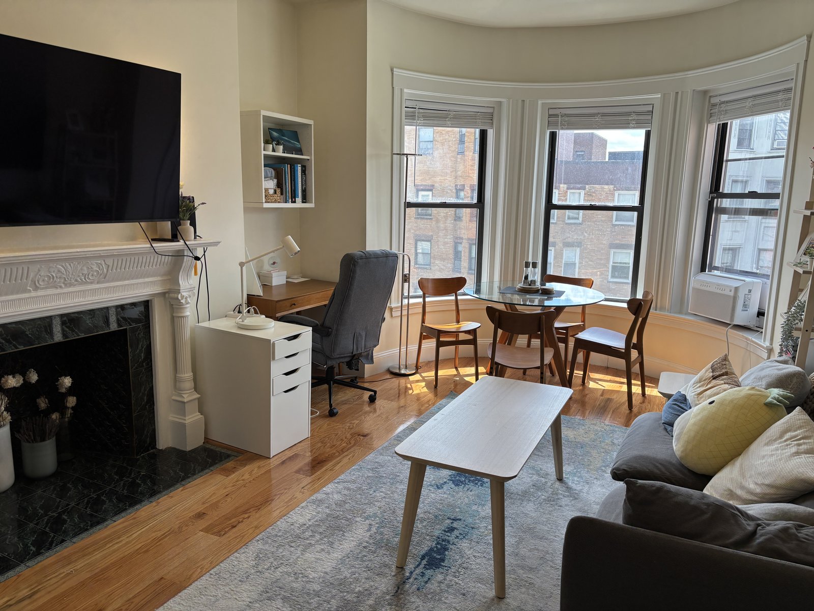 Rental image