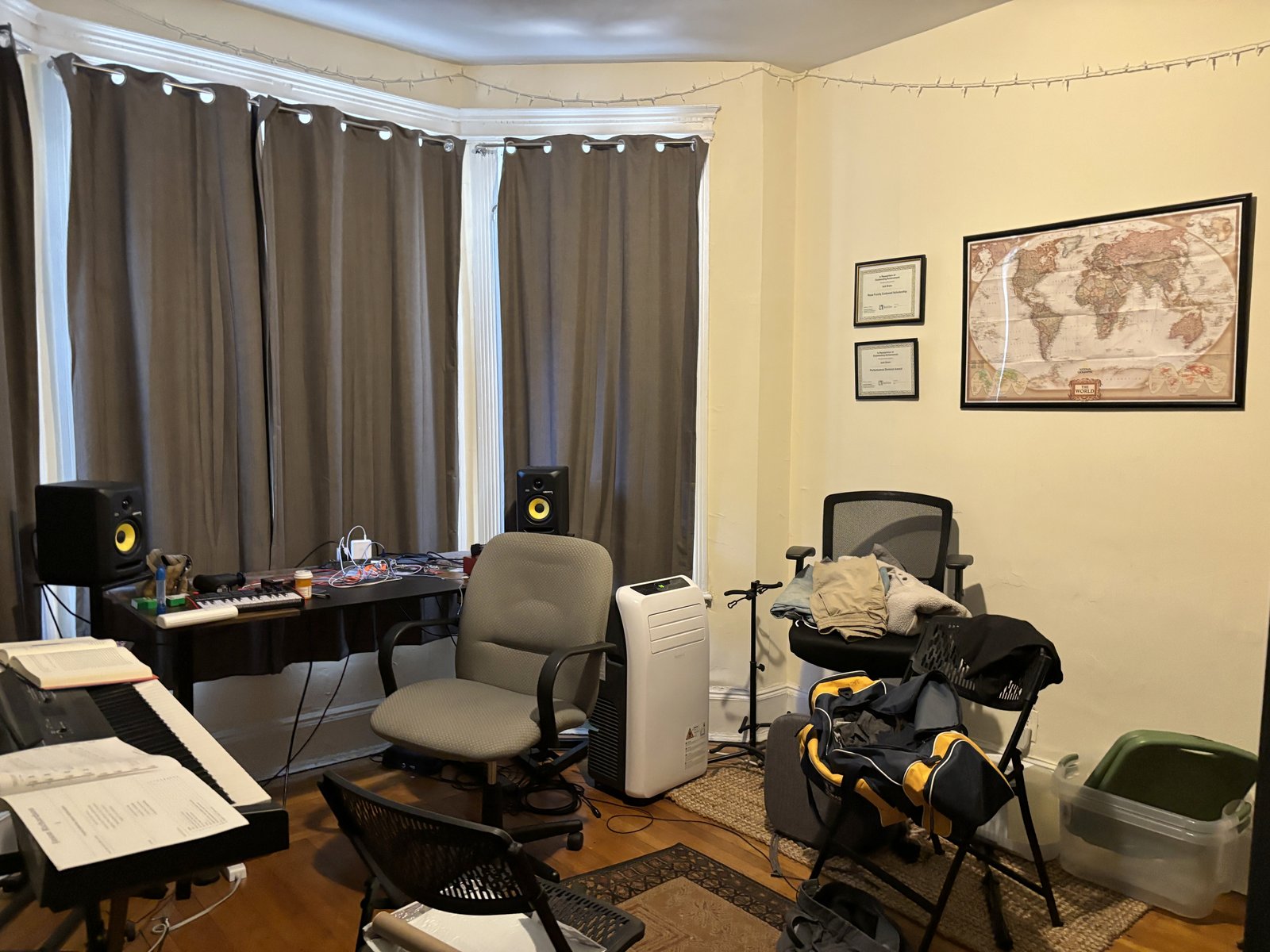 Rental image