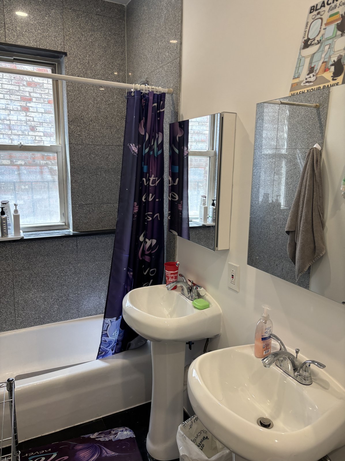 Rental image