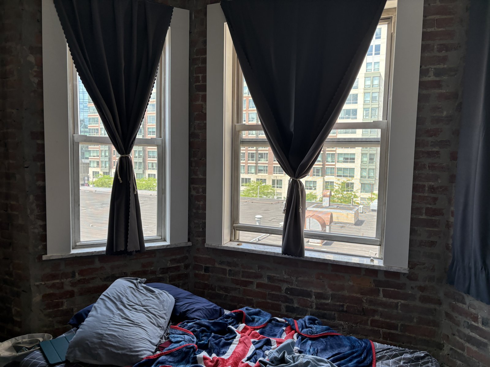 Rental image